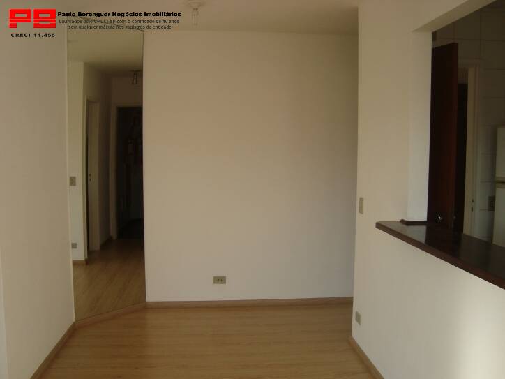 Apartamento para alugar com 2 quartos, 50m² - Foto 4