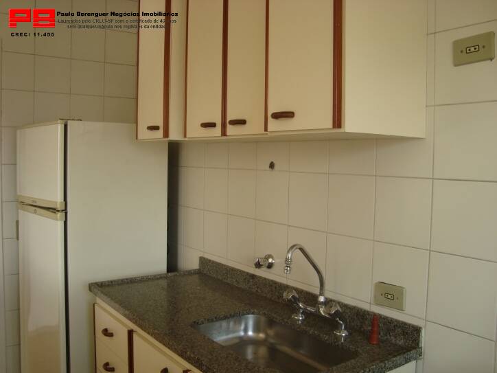 Apartamento para alugar com 2 quartos, 50m² - Foto 15