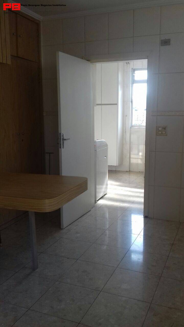 Apartamento à venda com 3 quartos, 164m² - Foto 19