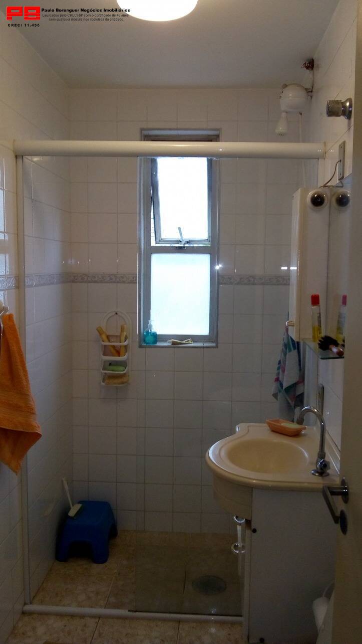 Apartamento à venda com 2 quartos, 70m² - Foto 9