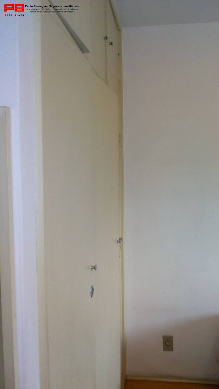 Apartamento à venda com 2 quartos, 70m² - Foto 11